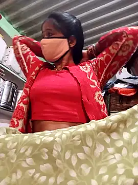 MISS LOVE 001 online show from November 17, 2025, 5:41 pm