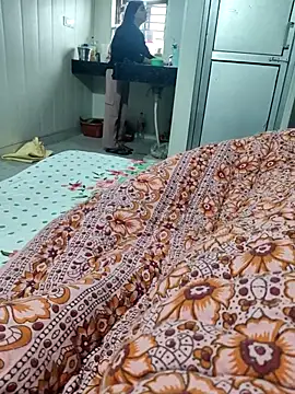 Snapshot of Radhika_01 chatting on November 28, 2025, 4:59 am Radhika 01 online show from November 28, 2025, 4:59 am