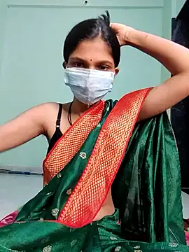 Shivani2002 online show from January 11, 2026, 12:04 am