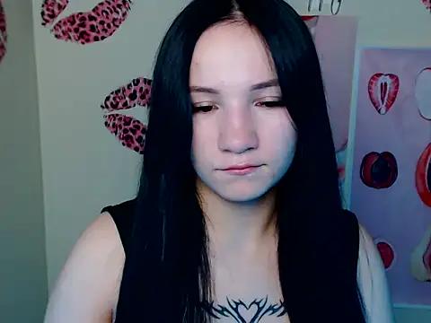 Em7MaA online show from October 17, 2025, 6:32 pm