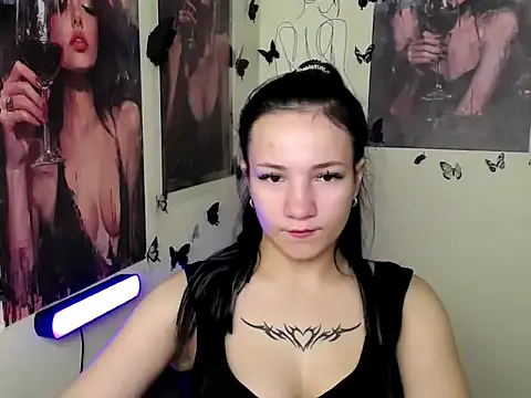 Em7MaA online show from October 19, 2025, 12:28 pm