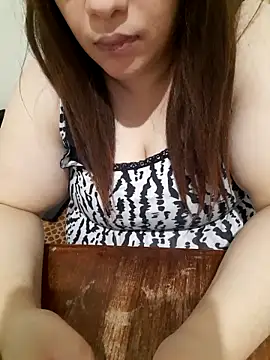 Madam-bezoul- online show from March 1, 2026, 7:38 pm