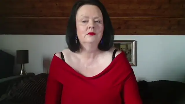 TiffanyMature online show from October 9, 2025, 7:06 am