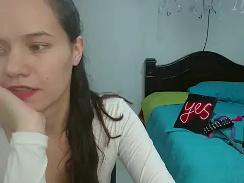 yarafuckass online show from February 2, 2026, 8:07 pm