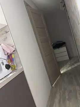 Oksiandfray online show from October 4, 2025, 8:18 pm