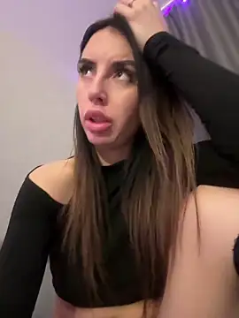 Oksiandfray online show from November 1, 2025, 3:30 am