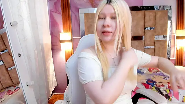 Snapshot of Melody_Lolii chatting on November 12, 2025, 6:08 pm Melody Lolii online show from November 12, 2025, 6:08 pm