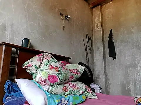 dirty model online show from May 9, 2026, 6:02 pm