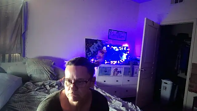 Snapshot of PremiumKitty chatting on January 16, 2026, 9:52 pm PremiumKitty online show from January 16, 2026, 9:52 pm