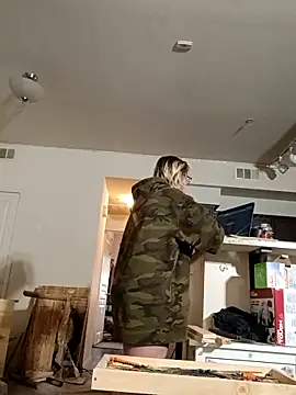 Snapshot of PremiumKitty chatting on January 31, 2026, 11:14 pm PremiumKitty online show from January 31, 2026, 11:14 pm