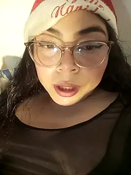 Snapshot of Diamily chatting on December 19, 2025, 3:41 pm Diamily online show from December 19, 2025, 3:41 pm