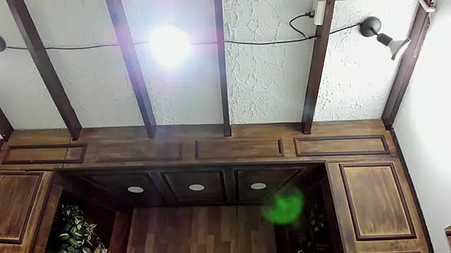 ItaloMoore online show from November 15, 2025, 12:13 pm