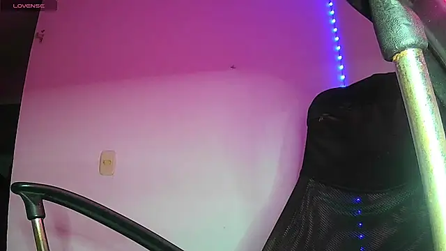 Snapshot of Clangel19 chatting on December 23, 2025, 2:53 am Clangel19 online show from December 23, 2025, 2:53 am