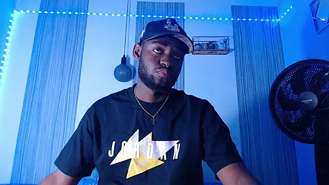 Snapshot of eebony_stallion chatting on February 6, 2026, 3:11 am eebony stallion online show from February 6, 2026, 3:11 am