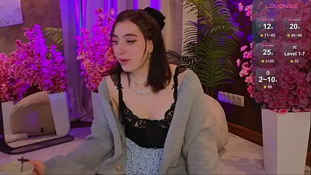 Snapshot of arcane_doll chatting on September 30, 2025, 5:23 am arcane doll online show from September 30, 2025, 5:23 am