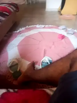 reisloko online show from October 18, 2025, 10:27 am