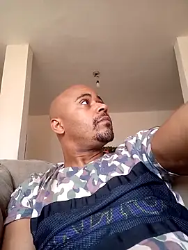 reisloko online show from November 16, 2025, 12:11 pm