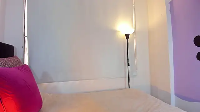 Snapshot of LunaVelvet777 chatting on February 2, 2026, 3:33 pm LunaVelvet777 online show from February 2, 2026, 3:33 pm