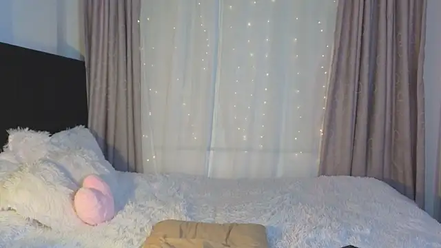 Snapshot of LunaVelvet777 chatting on February 26, 2026, 4:06 pm LunaVelvet777 online show from February 26, 2026, 4:06 pm