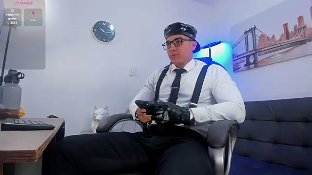 Dash Bukoski online show from October 7, 2025, 11:29 am