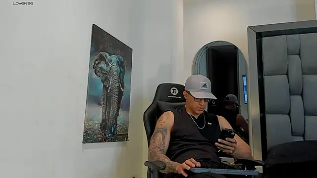 Snapshot of Dash_Bukoski chatting on February 19, 2026, 11:39 am Dash Bukoski online show from February 19, 2026, 11:39 am