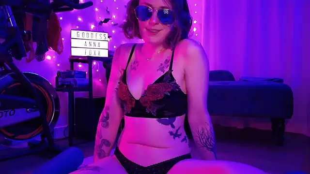 mistressannafoxx online show from February 15, 2026, 4:31 am