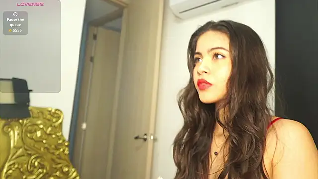 AKASHHAAA online show from October 9, 2025, 10:08 pm