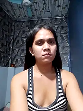 Snapshot of lexyyr17 chatting on February 23, 2026, 12:19 am lexyyr17 online show from February 23, 2026, 12:19 am