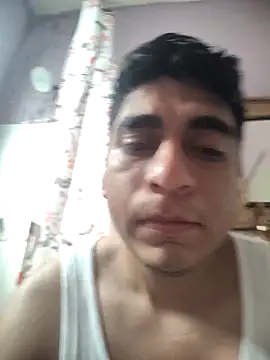 Snapshot of Rtmh1250 chatting on December 15, 2025, 3:27 pm Rtmh1250 online show from December 15, 2025, 3:27 pm