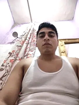 Snapshot of Rtmh1250 chatting on December 19, 2025, 3:35 am Rtmh1250 online show from December 19, 2025, 3:35 am