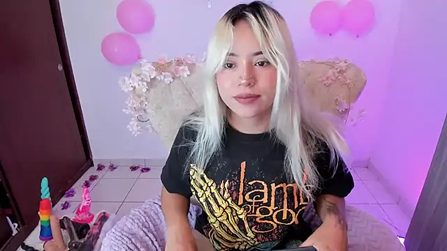 Snapshot of nataliehenao_69 chatting on October 8, 2025, 5:54 pm nataliehenao 69 online show from October 8, 2025, 5:54 pm