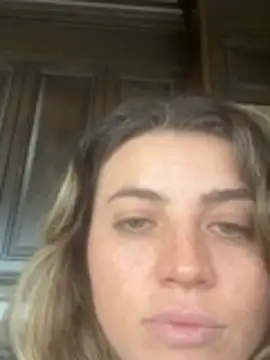 Snapshot of M1l3yD3w chatting on July 15, 2026, 2:11 pm M1l3yD3w online show from July 15, 2026, 2:11 pm