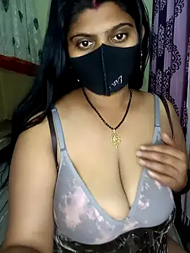 Snapshot of reena502 chatting on February 19, 2026, 11:23 pm reena502 online show from February 19, 2026, 11:23 pm