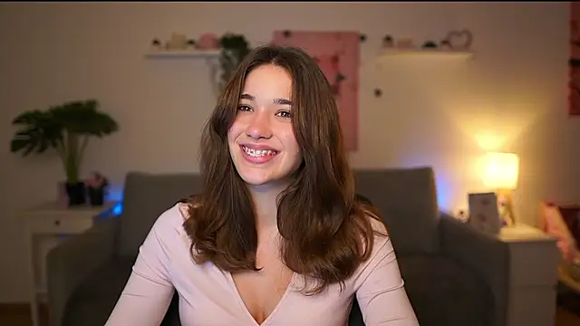 Snapshot of kissie_cat chatting on January 7, 2026, 7:27 pm kissie cat online show from January 7, 2026, 7:27 pm