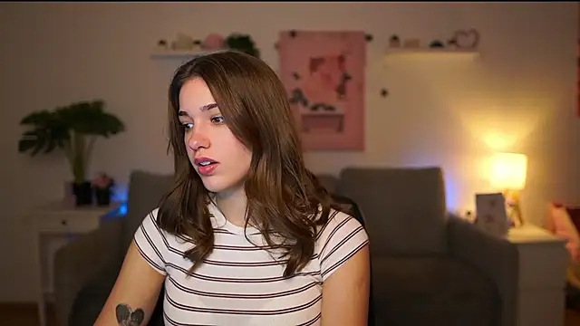 Snapshot of kissie_cat chatting on January 8, 2026, 2:19 pm kissie cat online show from January 8, 2026, 2:19 pm