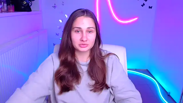 Stefanie Sweet online show from November 29, 2025, 6:49 am