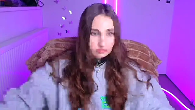 Stefanie Sweet online show from February 5, 2026, 12:43 pm