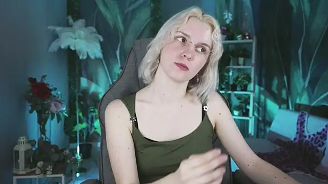 Snapshot of BethanyCloud chatting on June 15, 2026, 5:09 am BethanyCloud online show from June 15, 2026, 5:09 am