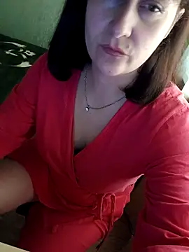 Amandda  online show from May 4, 2026, 7:26 am