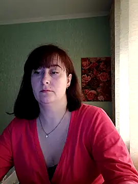 Amandda  online show from May 10, 2026, 5:12 am