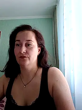 Amandda  online show from July 5, 2026, 6:20 am