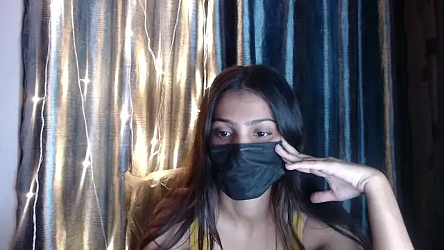  kamyaa09 online show from November 7, 2025, 9:42 am