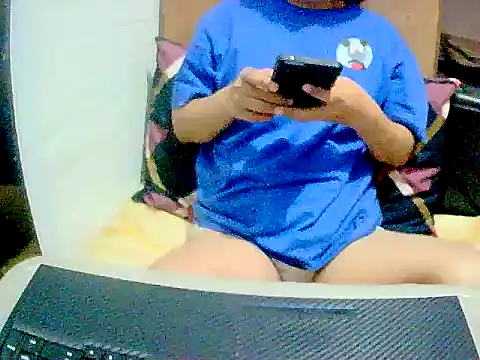 Snapshot of Ms69_Pinay chatting on June 1, 2026, 8:10 pm Ms69 Pinay online show from June 1, 2026, 8:10 pm