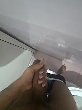 Snapshot of mumbaizboi chatting on March 10, 2026, 8:36 pm mumbaizboi online show from March 10, 2026, 8:36 pm