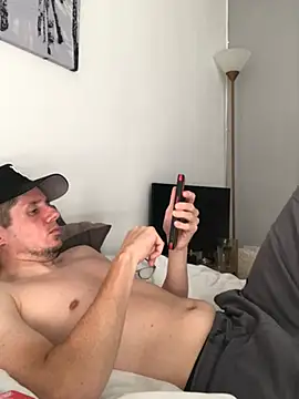 Snapshot of shyandchilling chatting on July 6, 2026, 5:15 pm shyandchilling online show from July 6, 2026, 5:15 pm