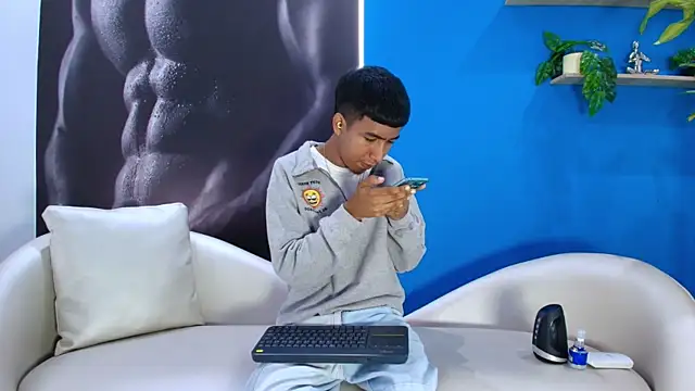 ender h0t online show from September 30, 2025, 2:00 pm