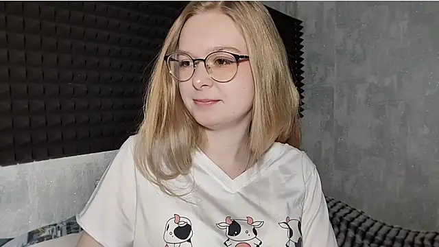 LiaVibes online show from March 2, 2026, 6:58 am