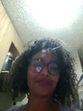 Snapshot of BiiancaEstradaa chatting on February 4, 2026, 1:22 am BiiancaEstradaa online show from February 4, 2026, 1:22 am