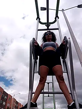 Snapshot of BiiancaEstradaa chatting on February 19, 2026, 3:41 pm BiiancaEstradaa online show from February 19, 2026, 3:41 pm