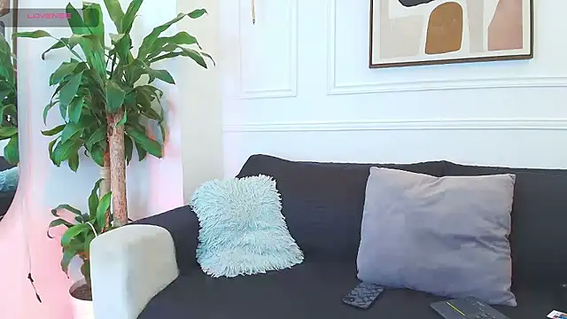 Naim Bennetsex online show from October 30, 2025, 6:30 pm